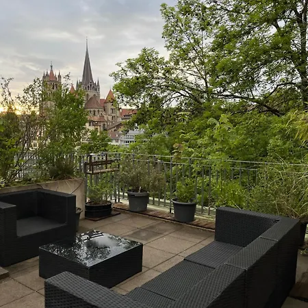 Luxury Duplex With Rooftop, View Of Cathedral Apartment